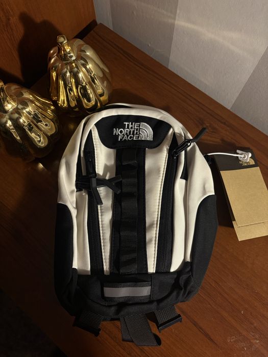 Biała plecak na jedno ramię The North Face