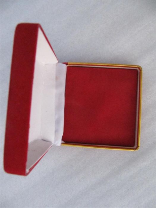 Коробка для часов или других аксессуаров, новая