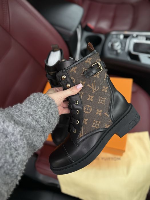 Ботинки луи виттон louis Vuitton 38 чоботи челсі жіночі
