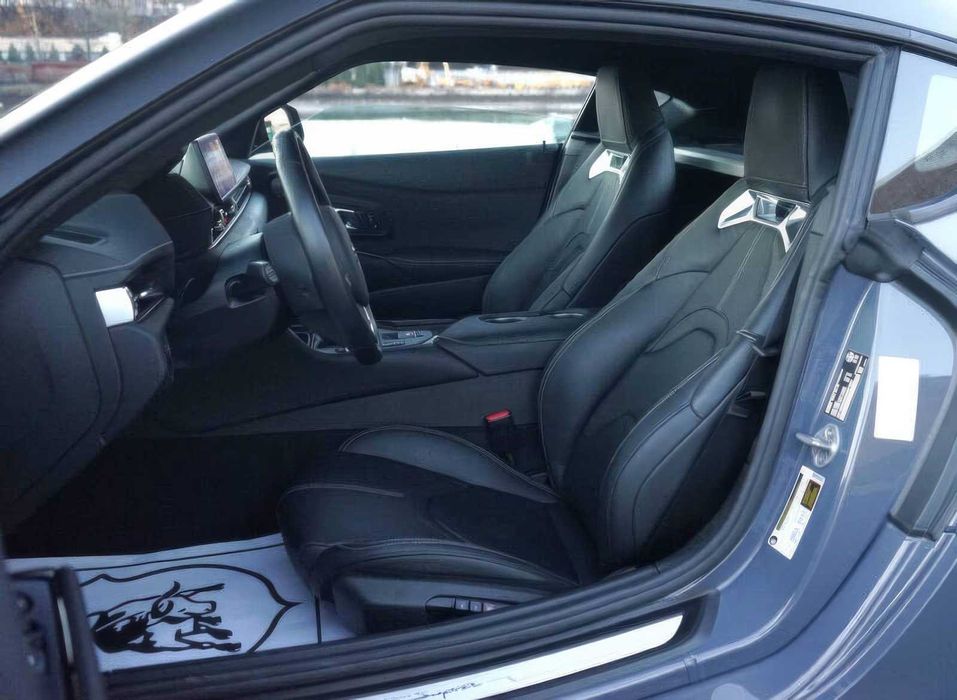 Toyota Supra      2022