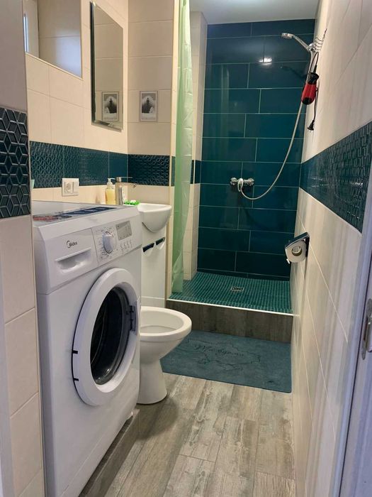 Квартира подобово в Київському районі, бомбосховища, парковка