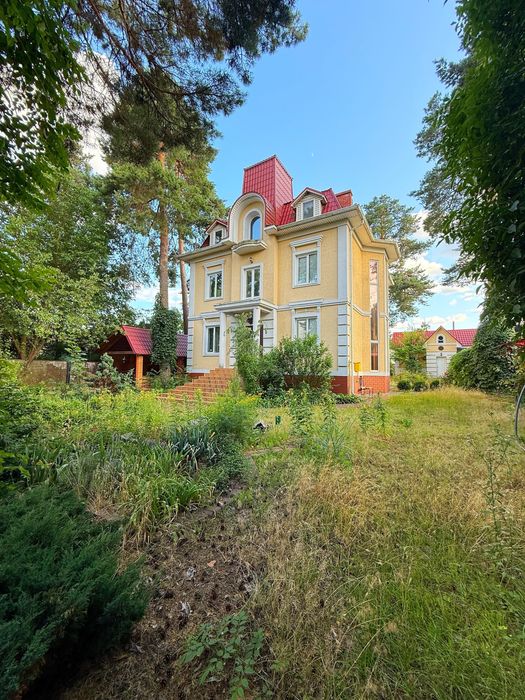 Продам 3-х поверховий будинок в Києві, вул. Алматинська, ДВРЗ