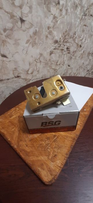 Замок передней двери (внутр) BSG Ford Transit 2.5D