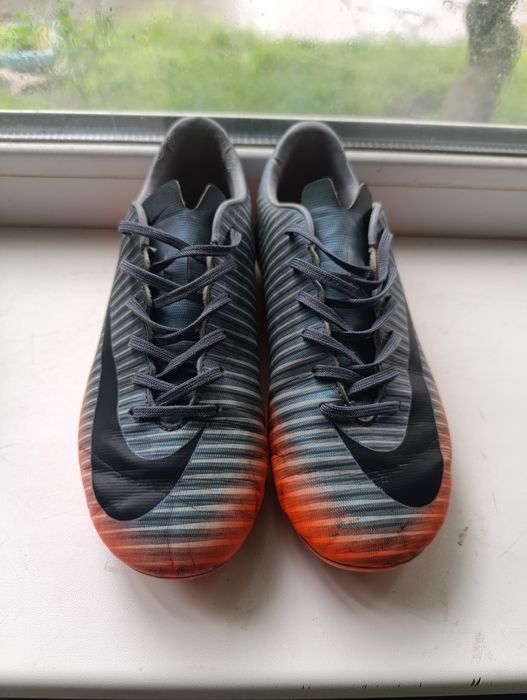 Бутсы футбольные найк MERCURIAL