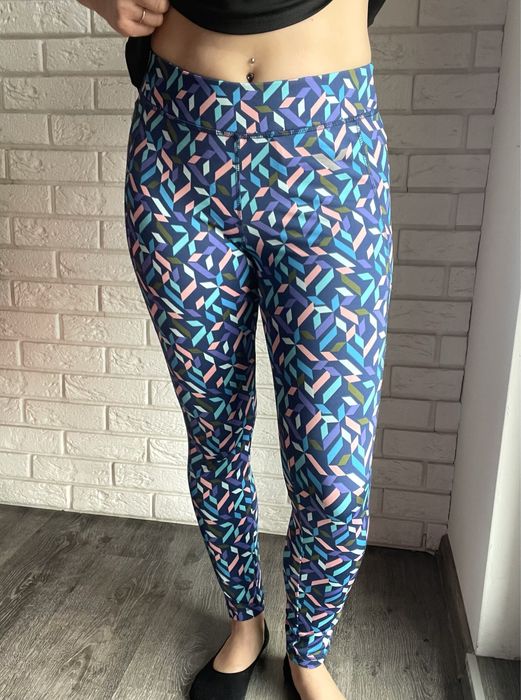 Sportowe legginsy M na trening jogę siłownię do biegania