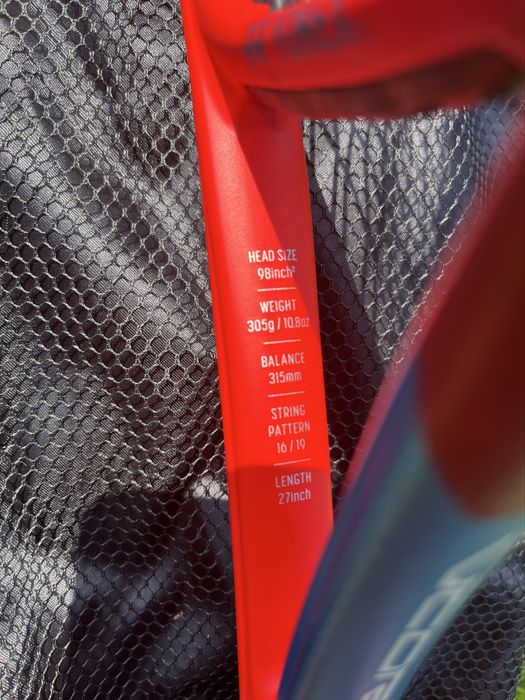 Rakieta Yonex VCORE tango red