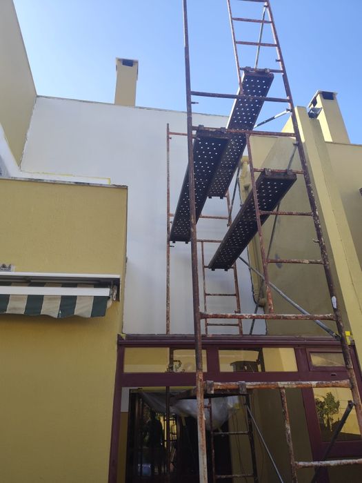 Pinturas  telhados e remodelação e geral com qualidade e confiança
