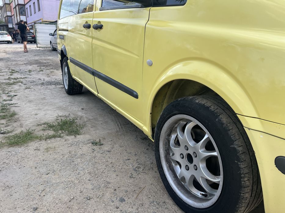 2005 рік Пасажир 8+1