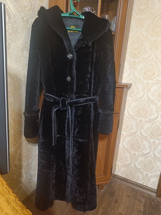 Шуба с цигейки натуральная