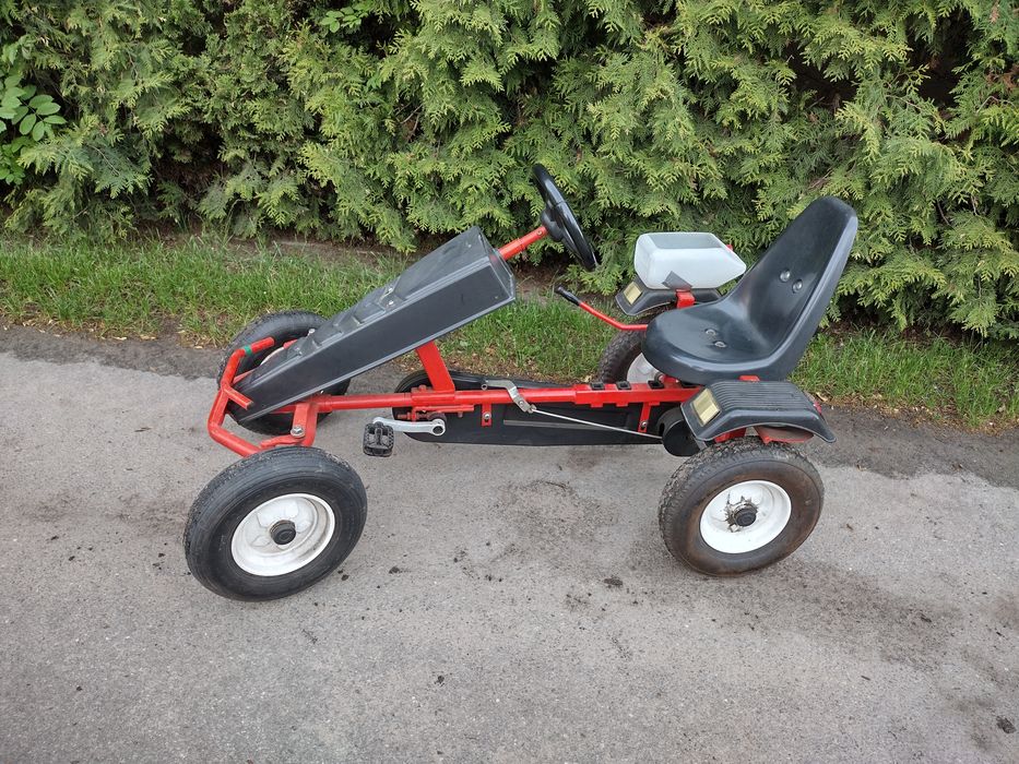Duży gokart na pedały