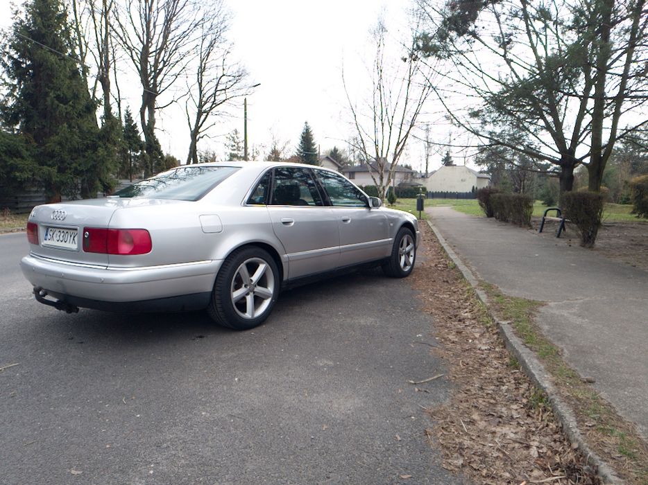Audi A8 D2 3.3 TDI V8