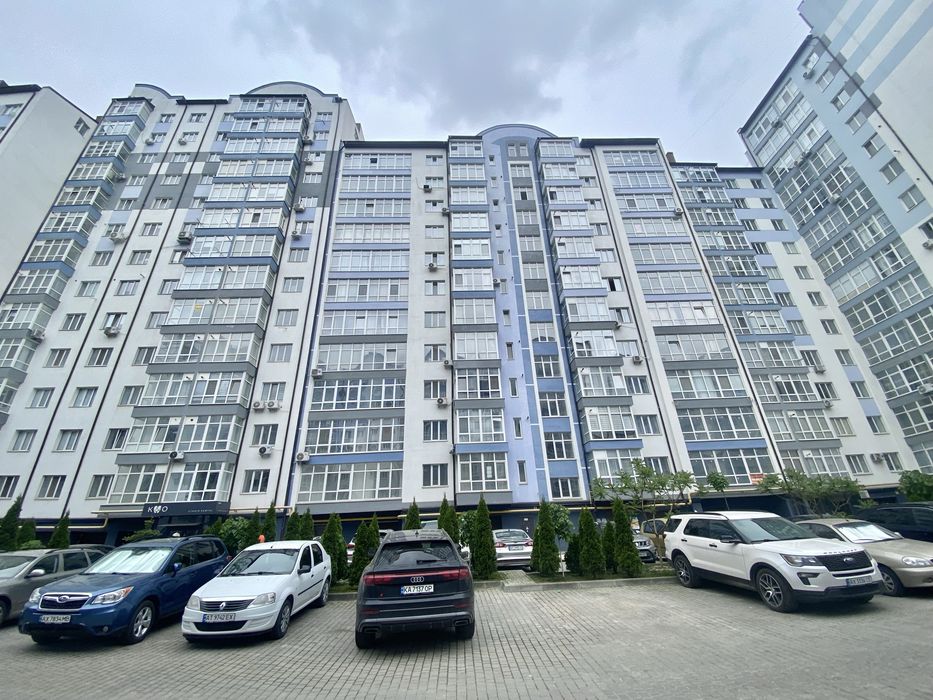 Продається 3к. квартира вулиця Височана ЖК Містечко Центральне. Центр  90.6м2 Електрика. Підігрів підлоги