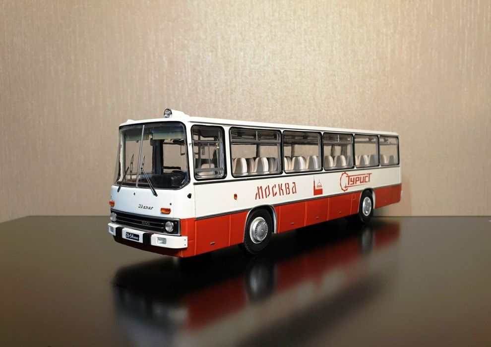 Модель автобуса Ikarus 255.70 "Турист" 1:43 Demprice Classicbus