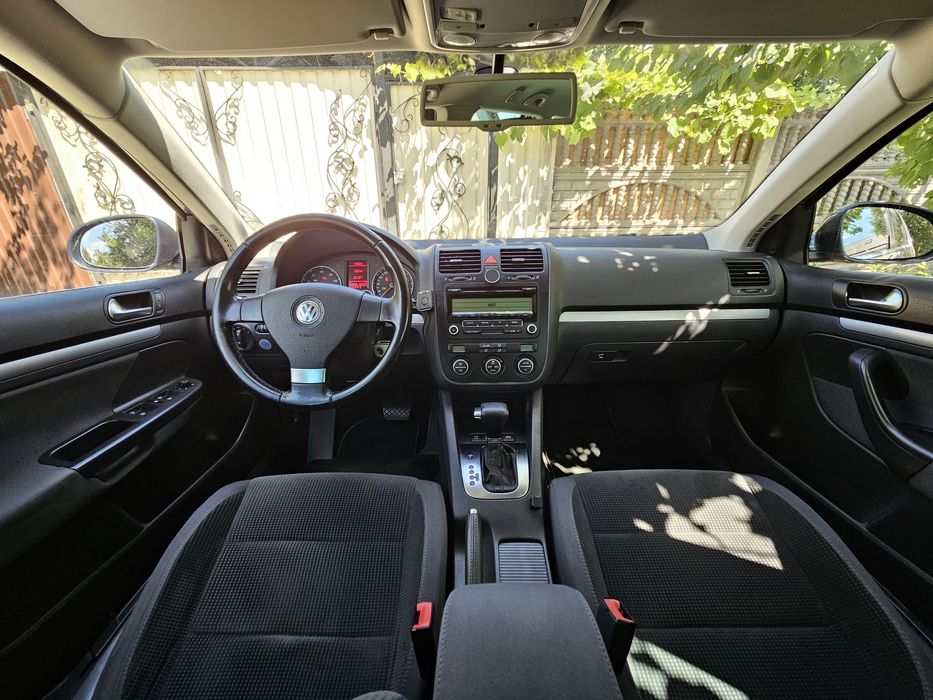 Volkswagen Golf V (5) Variant 1.4 TSI 122 к.с. Автомат DSG