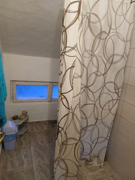 Оренда 2 кімнатна в будинку Роша вул.Ленківська