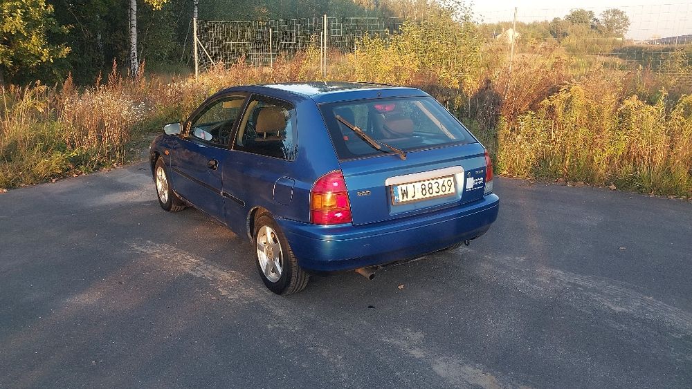 Mazda 323F