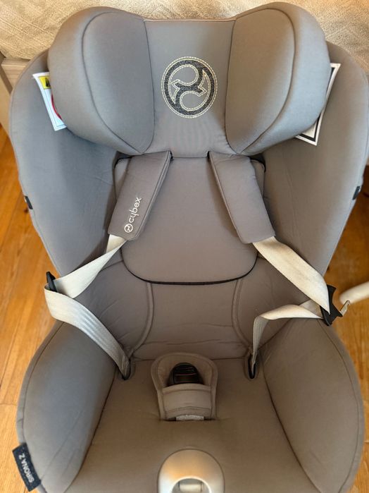 Fotelik z bazą Cybex Sirona Z