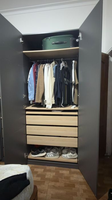 Guarda-Roupa Grande Seminovo.
