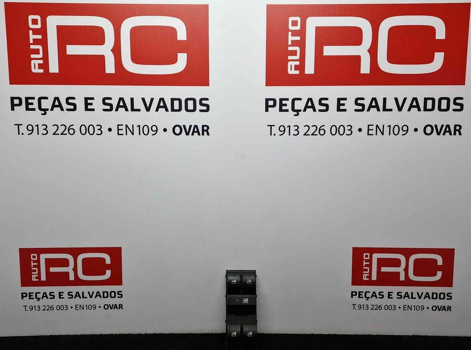 Comando / Botão / Interruptor Vidros Frente Esquerdo - FIAT BRAVO II