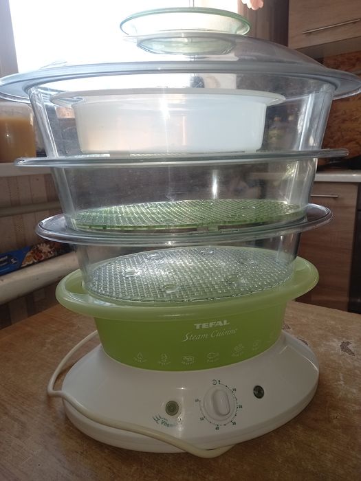 Продам пароварку TEFAL