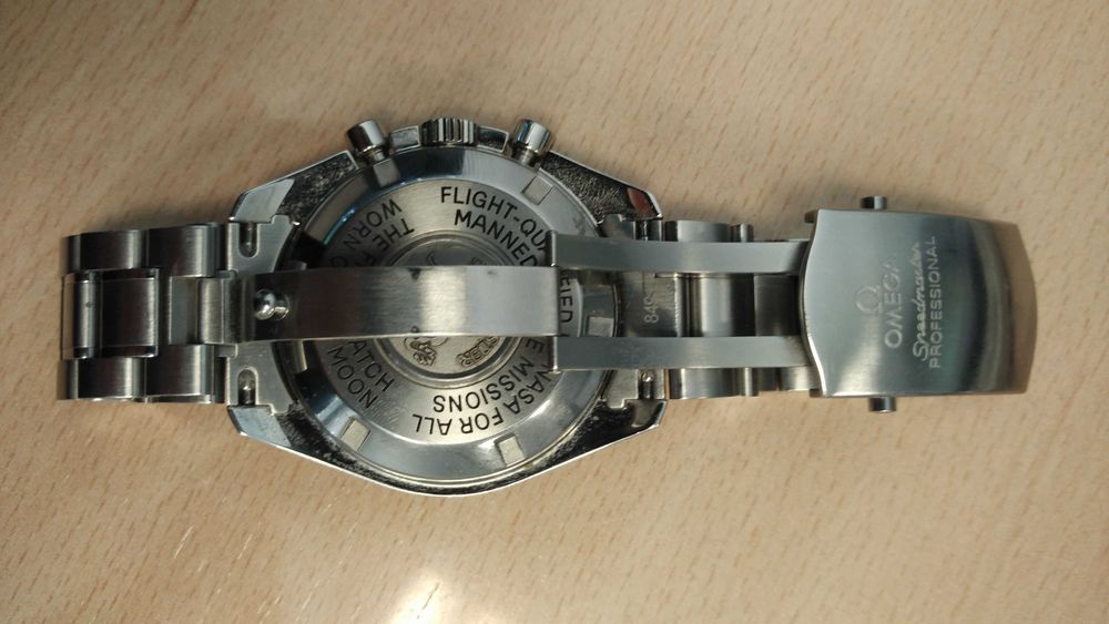 Omega Speedmaster Moonwatch Professional