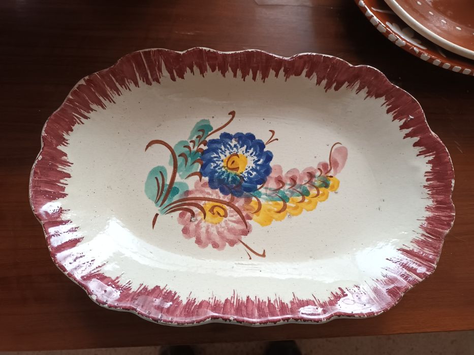 Travessas em faiança portuguesa valor unitário