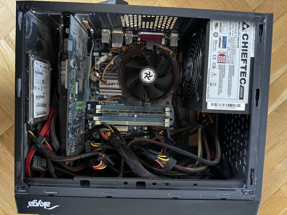 Komputer pc 4gb ram 2 dyski