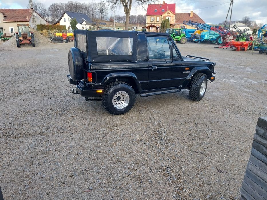 Mitsubishi Pajero Cabrio 2.6 benzyna