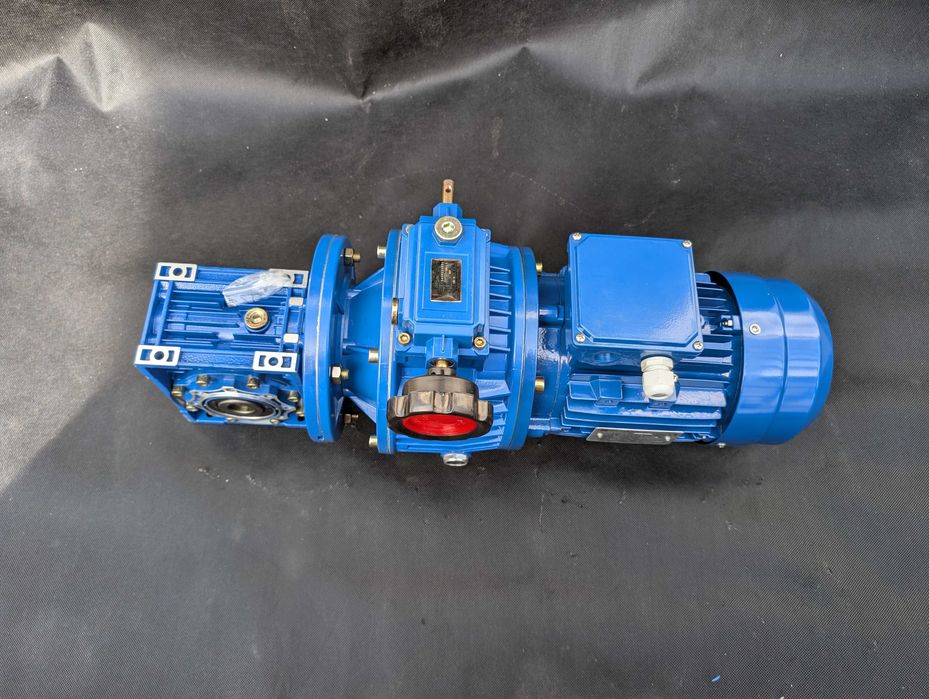 Silnik z regulacją prędkości Wariator Przekładnia Falownik