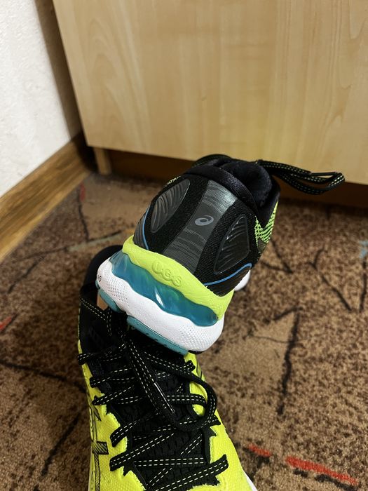 Кросівки Asics Gel-nimbus 23