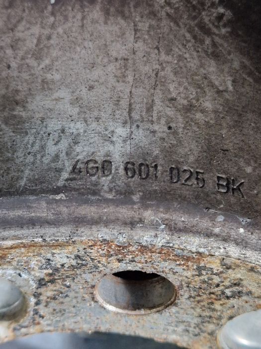 Oryginalne Felgi Audi A6 A4 17 cali 8J 66,6 ET38 5x112 4szt