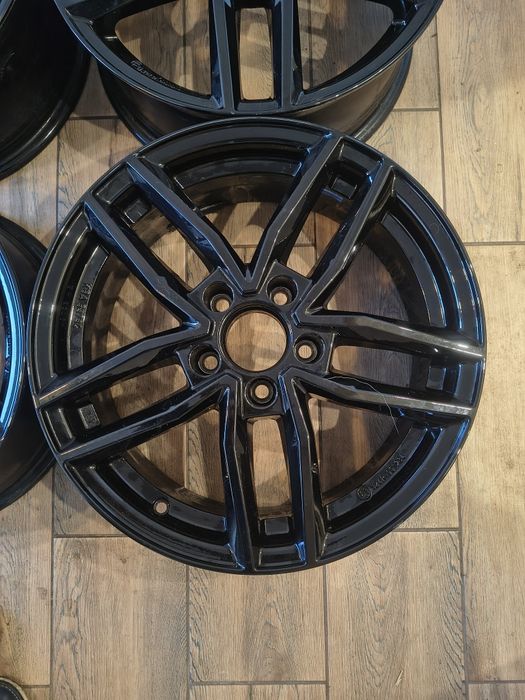 Komplet alufelg 6,5Jx17H2 DEZENT 5x112  Audi VW Skoda Mercedes