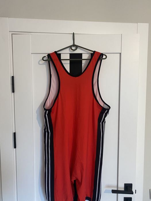 Олімпійське трико  Спорт: боротьба, важка атлетика, пауерліфтинг