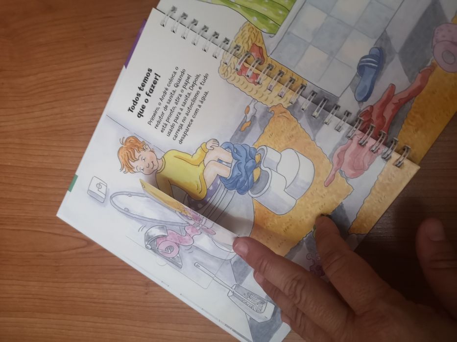 Livro Explica me Como É