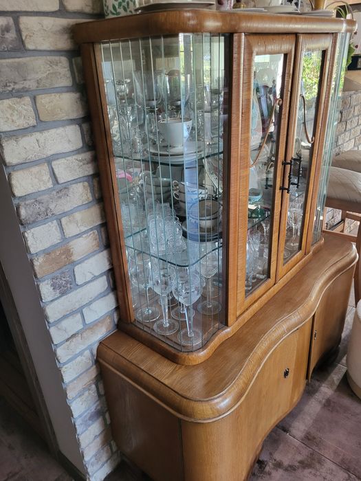 Piękny kredens witryna komoda serwantka