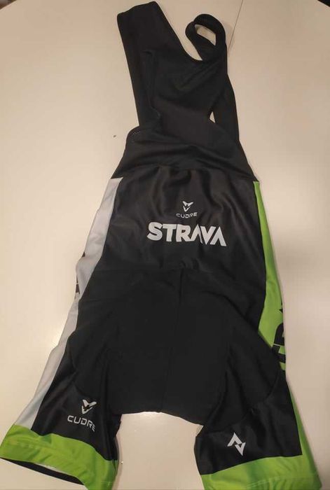 Equipamanto ciclismo Merida/Strava.