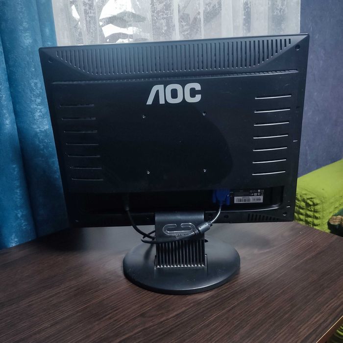 Продам монітор AOC