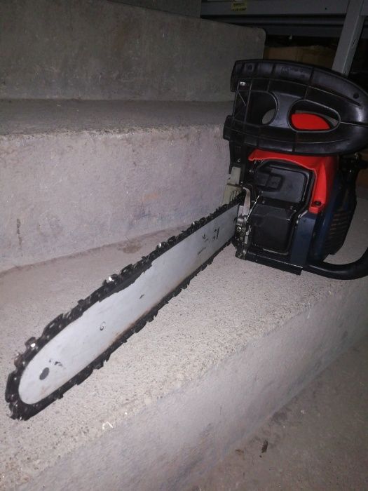 Motosserra Einhell c caixa de transporte