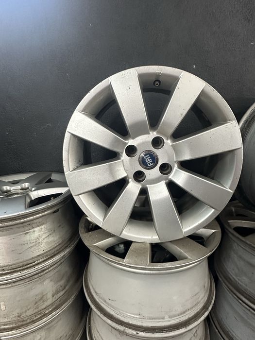 Vendo jantes fiat R16