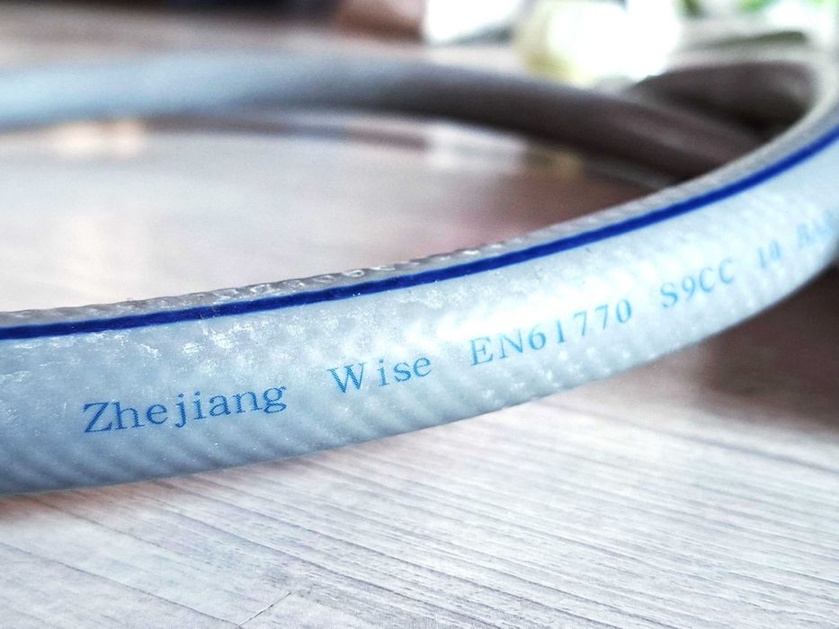 Wąż dopływowy do pralki, suszarki, 1 m.