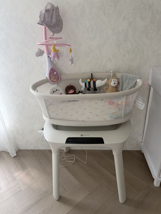 4moms MamaRoo Sleep Bassinet