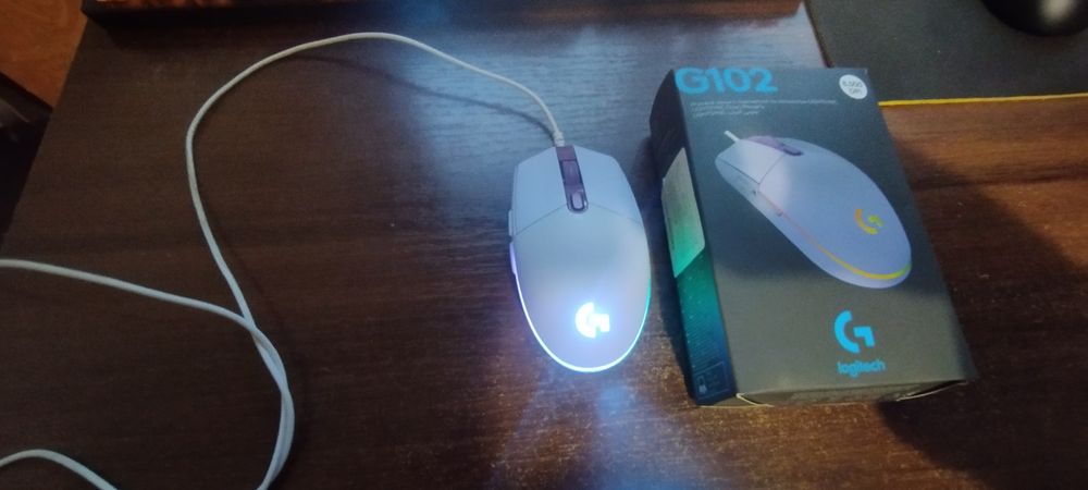 Мышка Logitech G102 LIGHTSYNC