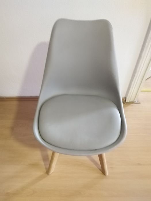 Krzesło do jadalni plastikowe szare i białe