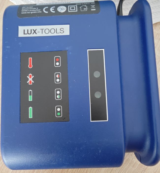 Ładowarka Do Akumulatorów Lux Tools