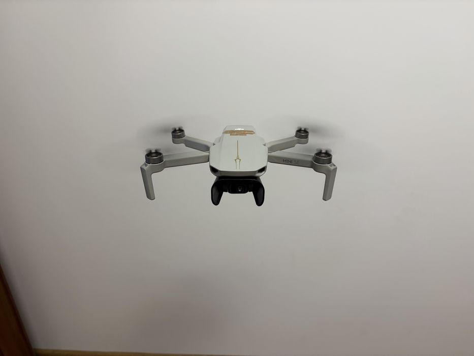 Продам dji mini se