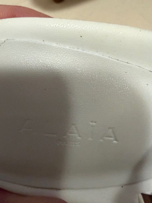 Мюли белые Alaia
