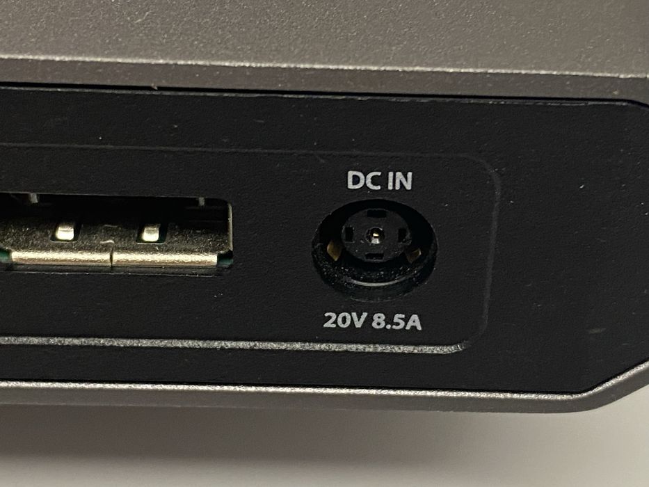 Док-станція StarTech.com TB3DK2DPPDUE Thunderbolt 3 – повний комплект