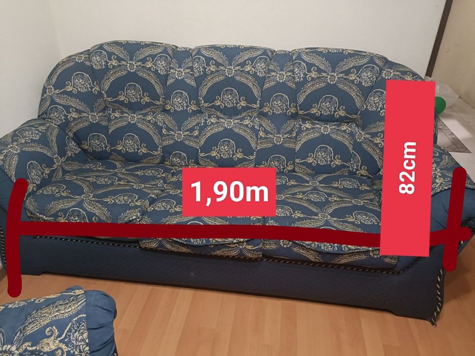 Conjunto de 3 sofás.