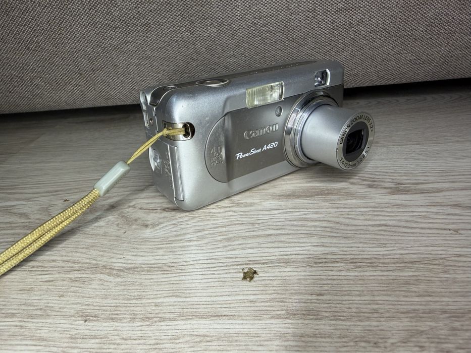 Цифровой фотоаппарат Canon powershot A420