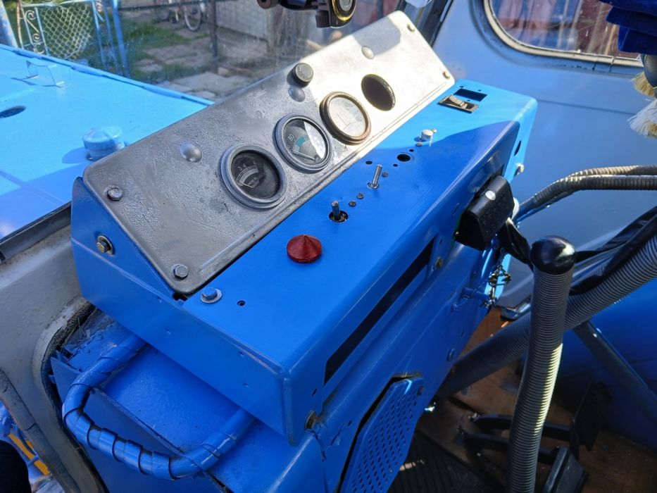 ЮМЗ 6Л в хорошому стані